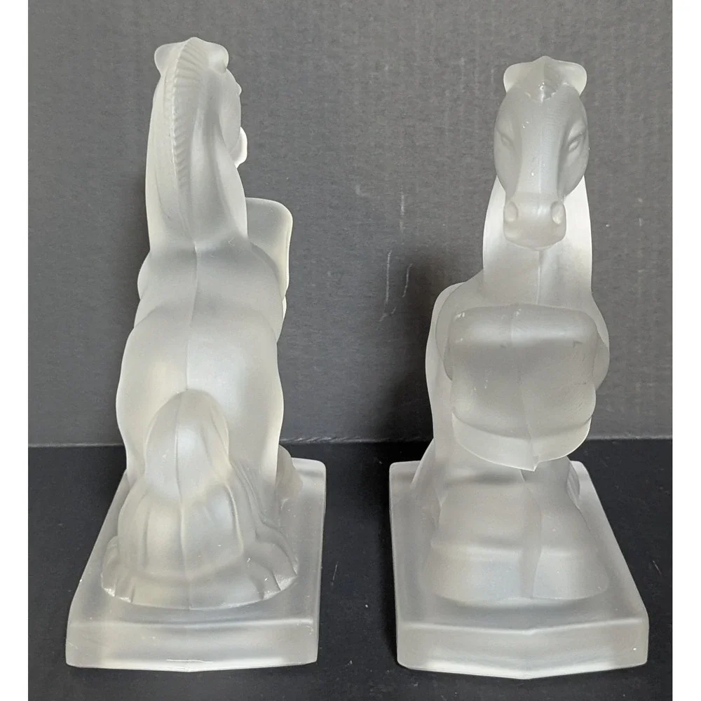 Vintage L.E. Smith Frosted Glass Rearing Horse Bookends Pair – Art Deco 1940s